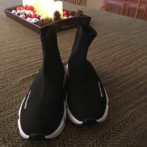 Balenciaga Speed sock sneakers - size 39 - fits perfect for 8.5